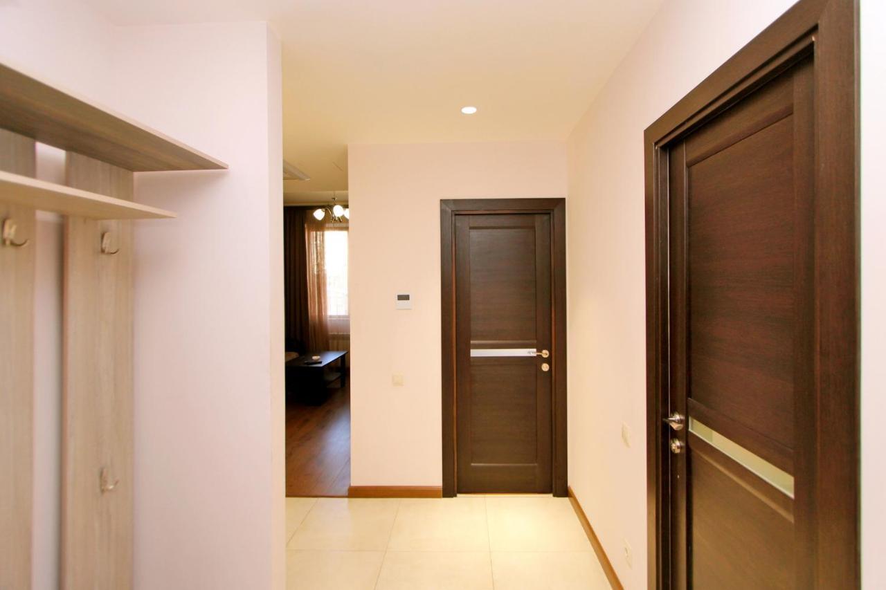 Ns Apartments In Yerevan City Centre Bagian luar foto